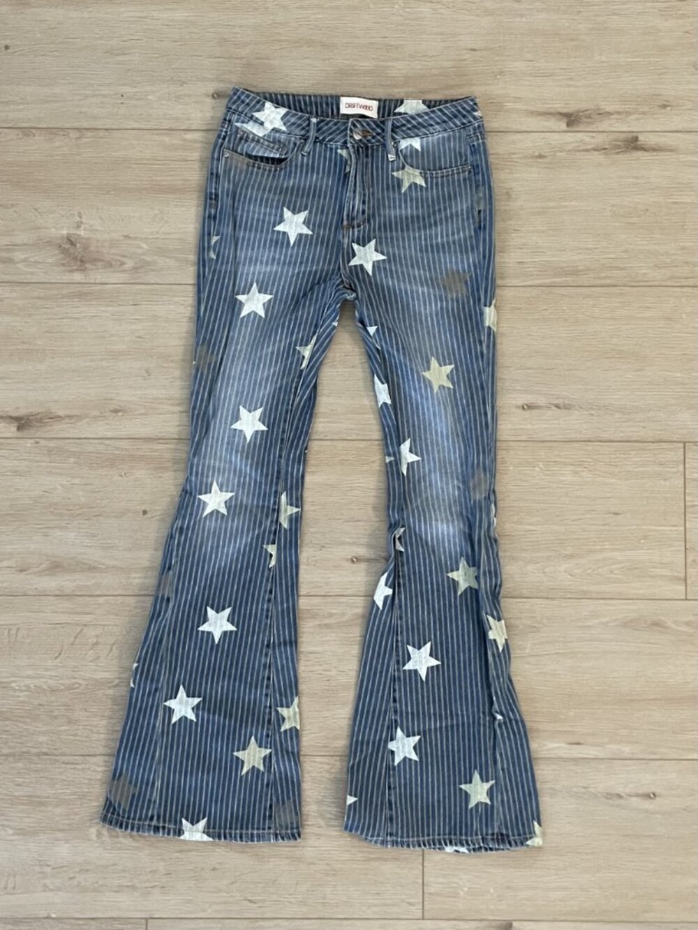Driftwood Farrah Flare Jeans Star Print Patriotic Blue White Size 28